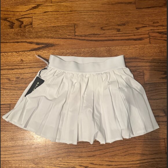 NWT Aritzia Golden Movetech™ Swish Micro Skirt - Picture 2 of 3